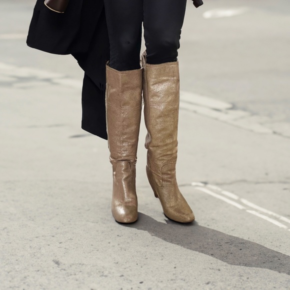 L'autre Chose Italian Leather Boots, Metallic Gold. - Picture 10 of 10